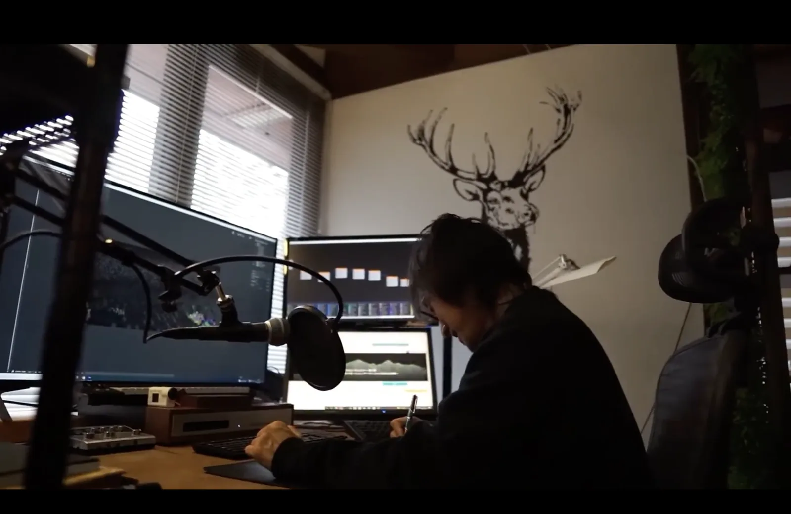 多田朱利 作品・制作風景 1